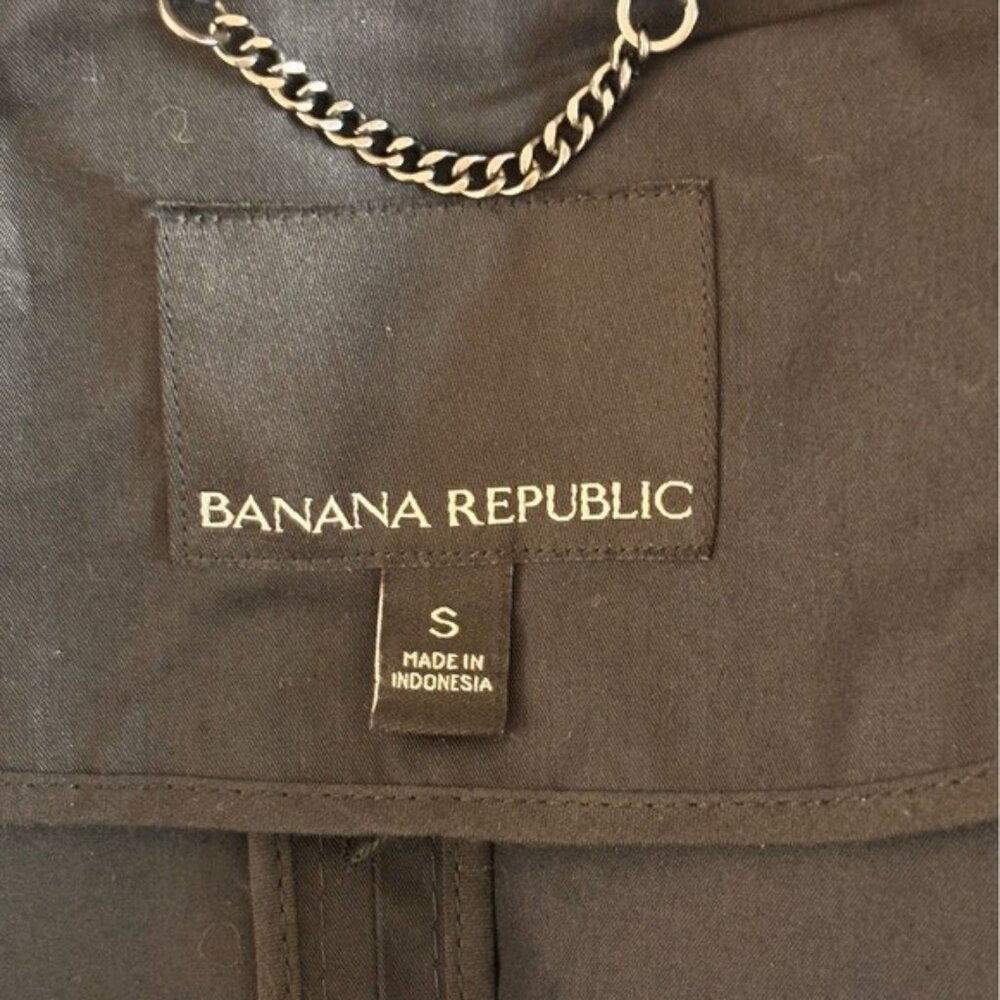 Banana Republic Black Ruffle Zip Jacket Cinched Waist Lightweight Size S - Picture 10 of 10